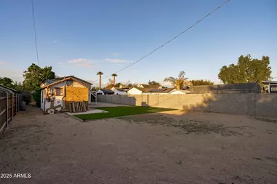 1637 E Earll Drive, Phoenix, AZ 85016 - Photo 34