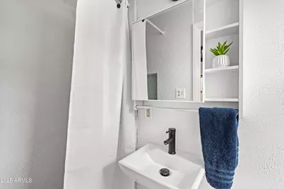 1637 E Earll Drive, Phoenix, AZ 85016 - Photo 24