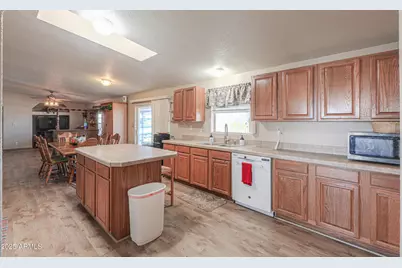 42917 S 83rd Avenue, Maricopa, AZ 85139 - Photo 10