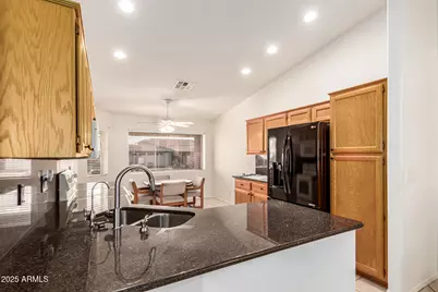 11548 E Kiva Avenue, Mesa, AZ 85209 - Photo 12