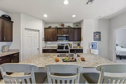 43818 W Acacia Avenue, Maricopa, AZ 85138 - Photo 2