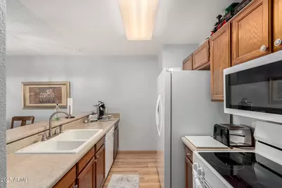 9264 W Morrow Drive, Peoria, AZ 85382 - Photo 10