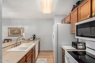 9264 W Morrow Dr, Peoria, AZ 85382 - Photo 10