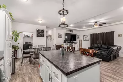 31822 N 169th Avenue, Surprise, AZ 85387 - Photo 8