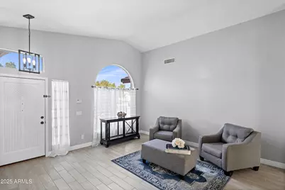 2833 E Renee Drive, Phoenix, AZ 85050 - Photo 8