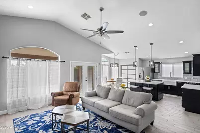 2833 E Renee Drive, Phoenix, AZ 85050 - Photo 14