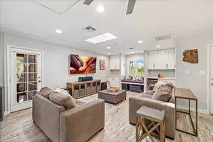 8233 E Culver St, Mesa, AZ 85207 - Photo 12