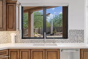 8300 E Dixileta Dr, Scottsdale, AZ 85266 - Photo 30