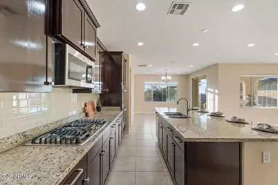 31194 N 138th Avenue, Peoria, AZ 85383 - Photo 6