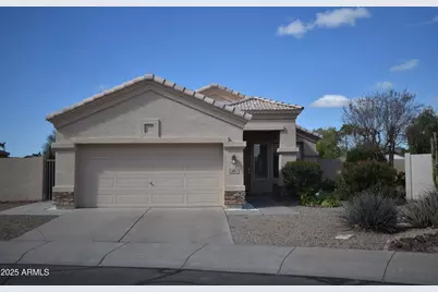 80 S Pineview Place, Chandler, AZ 85226 - Photo 1
