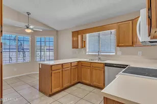 14926 N 85th Dr, Peoria, AZ 85381 - Photo 10