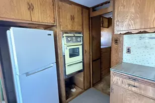 423 E Camino De Pampas, Huachuca City, AZ 85616 - Photo 6