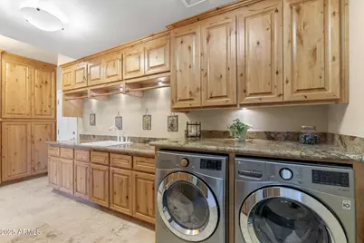 8944 E Lazywood Place, Carefree, AZ 85377 - Photo 60