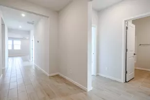 23012 W Potter Dr, Surprise, AZ 85387 - Photo 6