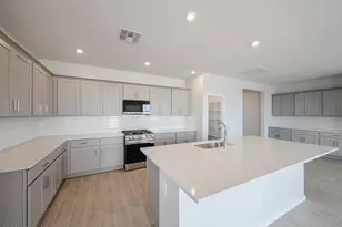 23037 W Potter Dr, Surprise, AZ 85387 - Photo 10