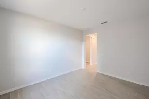 23037 W Potter Dr, Surprise, AZ 85387 - Photo 22