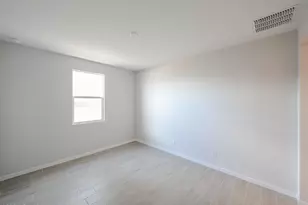 23037 W Potter Dr, Surprise, AZ 85387 - Photo 20