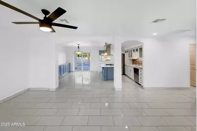 8414 E Orange Blossom Lane, Scottsdale, AZ 85250 - Photo 6