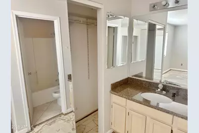 22221 N 31st Drive, Phoenix, AZ 85027 - Photo 22