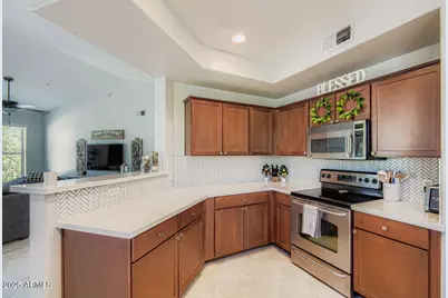 14575 W Mountain View Boulevard #122, Surprise, AZ 85374 - Photo 2