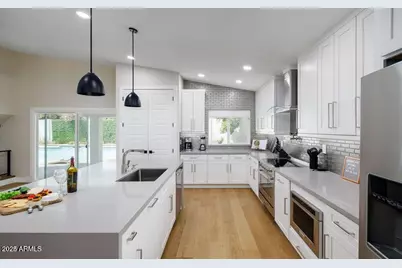 6174 E Janice Way, Scottsdale, AZ 85254 - Photo 10