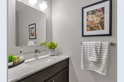 2727 E Thomas Road #9, Phoenix, AZ 85016 - Photo 14