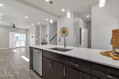 2727 E Thomas Road #9, Phoenix, AZ 85016 - Photo 16