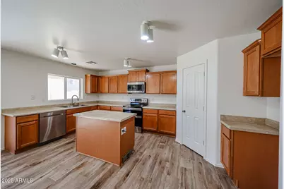 11627 W Hackbarth Drive, Youngtown, AZ 85363 - Photo 14