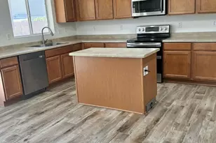 11627 W Hackbarth Dr, Youngtown, AZ 85363 - Photo 4