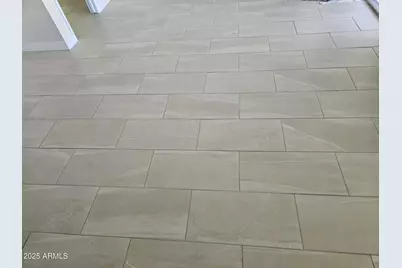 819 E Apollo Road, Phoenix, AZ 85042 - Photo 8