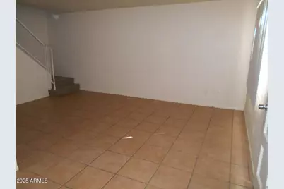 5221 N 42nd Lane, Phoenix, AZ 85019 - Photo 4