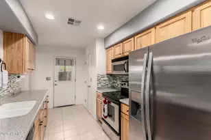 48023 N 518th Ave, Aguila, AZ 85320 - Photo 8