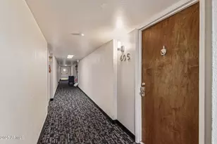 7940 E Camelback Road E, Scottsdale, AZ 85251 - Photo 6