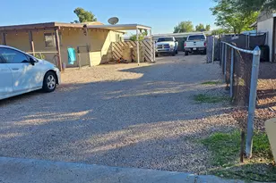 7113 W Wanda Lynn Ln, Peoria, AZ 85382 - Photo 2