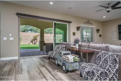 9802 W Rowel Road, Peoria, AZ 85383 - Photo 12