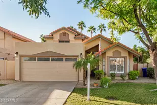 1231 W Sandman Dr, Gilbert, AZ 85233 - Photo 2