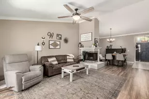 1231 W Sandman Dr, Gilbert, AZ 85233 - Photo 8