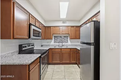 1702 W Tuckey Lane #Unit 132, Phoenix, AZ 85015 - Photo 4