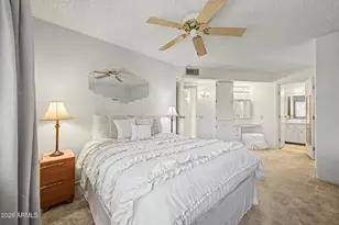 10880 W Emerald Dr, Sun City, AZ 85351 - Photo 14