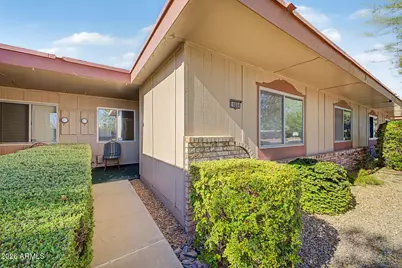 10880 W Emerald Drive, Sun City, AZ 85351 - Photo 2