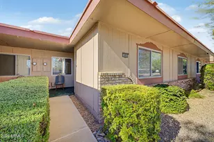 10880 W Emerald Dr, Sun City, AZ 85351 - Photo 2