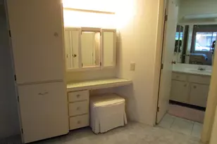 10880 W Emerald Dr, Sun City, AZ 85351 - Photo 6