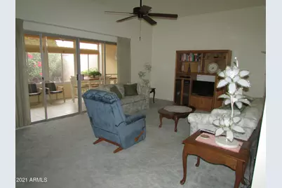 10880 W Emerald Drive, Sun City, AZ 85351 - Photo 2