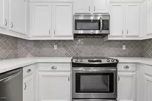 26313 N Babbling Brook Dr, Phoenix, AZ 85083 - Photo 4