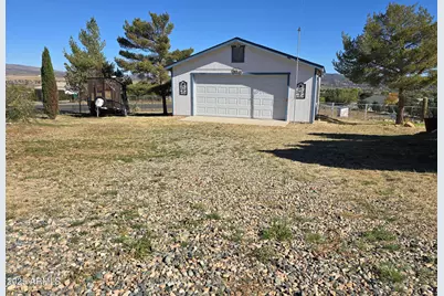 11965 E Henderson Road, Dewey, AZ 86327 - Photo 10