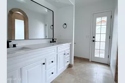 1340 W Elgin Street, Chandler, AZ 85224 - Photo 14