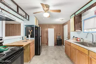 11252 E Boise Street E, Apache Junction, AZ 85120 - Photo 14