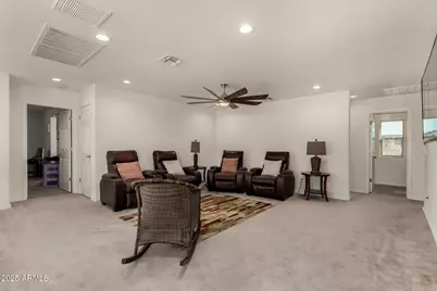 7946 W Encinas Lane, Phoenix, AZ 85043 - Photo 18