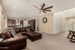 7946 W Encinas Ln, Phoenix, AZ 85043 - Photo 10