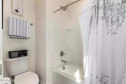 7946 W Encinas Lane, Phoenix, AZ 85043 - Photo 34